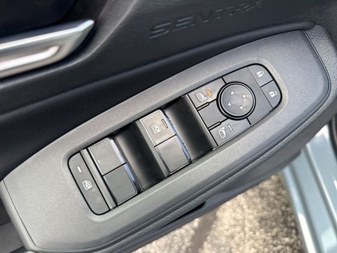 New 2027 Nissan Sentra SV FWD image 11