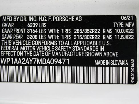 Used 2021 Porsche Cayenne image 90