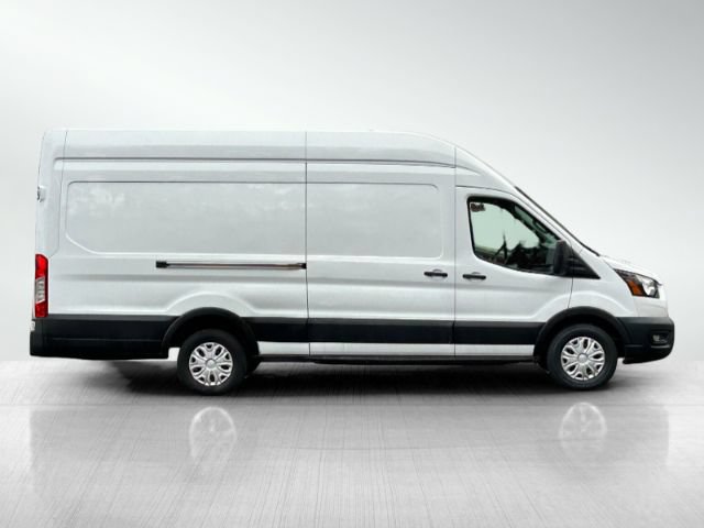 Used 2022 Ford E-Transit 148 High Roof Extended RWD image 3
