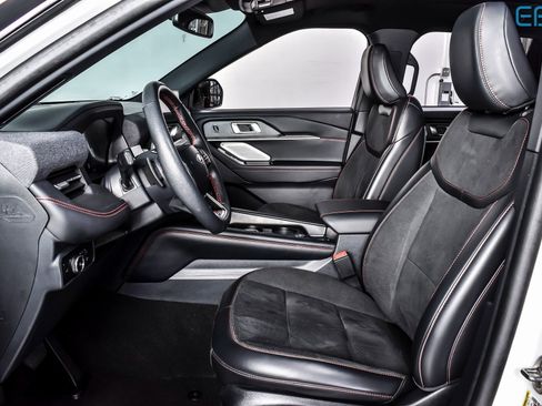 Used 2025 Ford Explorer ST w/ Sun And Sound Package image 14