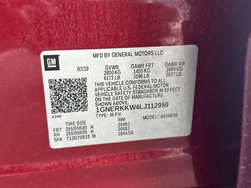 Used 2020 Chevrolet Traverse Premier image 44