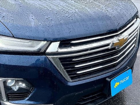 Used 2023 Chevrolet Traverse LT w/ Rear Camera Mirror Package AWD/4WD image 33
