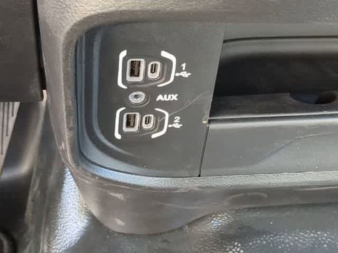 New 2026 RAM 3500 Tradesman AWD/4WD image 32