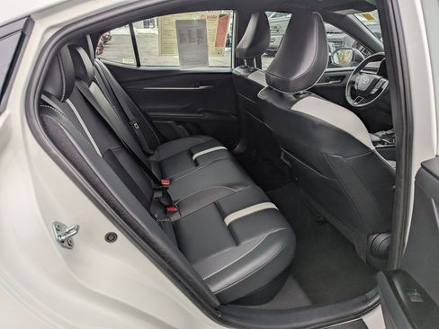 Used 2025 Toyota Camry SE image 16