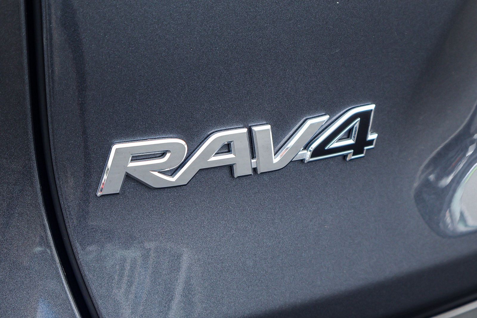 Used 2023 Toyota RAV4 XLE Premium FWD image 25