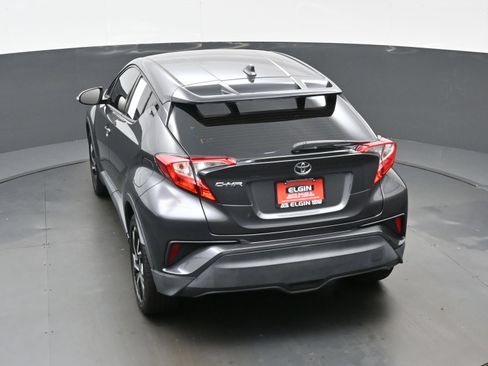 Used 2021 Toyota C-HR XLE FWD image 35