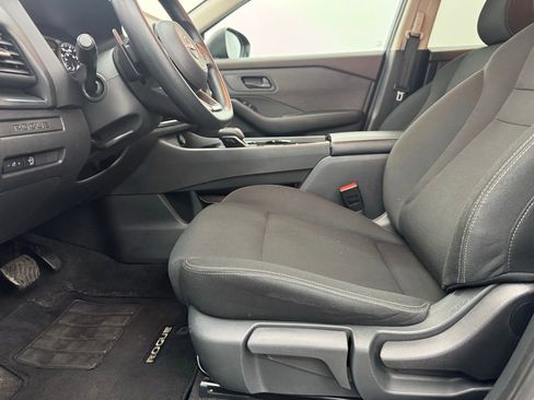 Used 2023 Nissan Rogue S FWD image 15