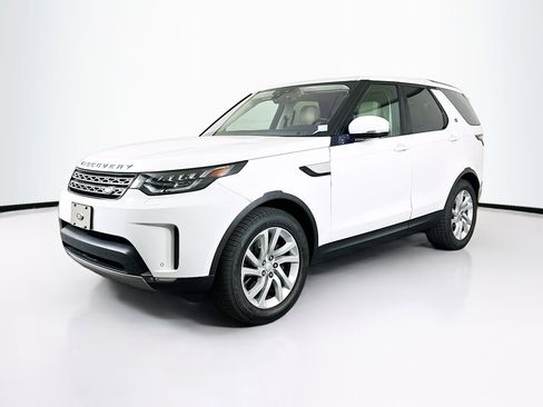 Used 2017 Land Rover Discovery HSE AWD/4WD image 3