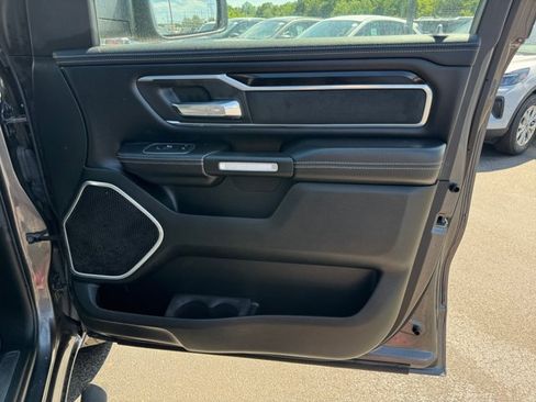 Used 2019 RAM 1500 Laramie w/ Sport Appearance Package AWD/4WD image 30