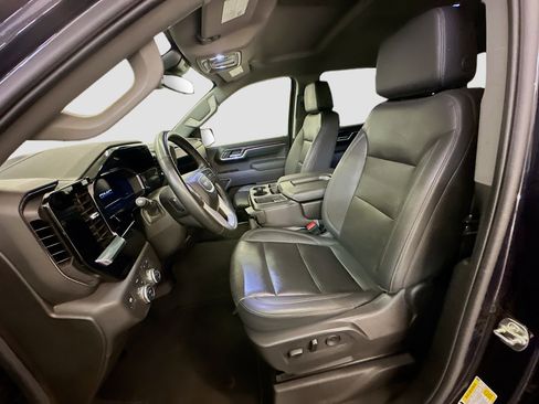 Used 2025 GMC Sierra 1500 SLT image 13