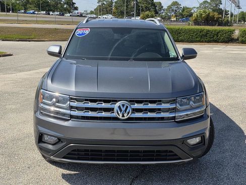 Used 2018 Volkswagen Atlas SE AWD/4WD image 2