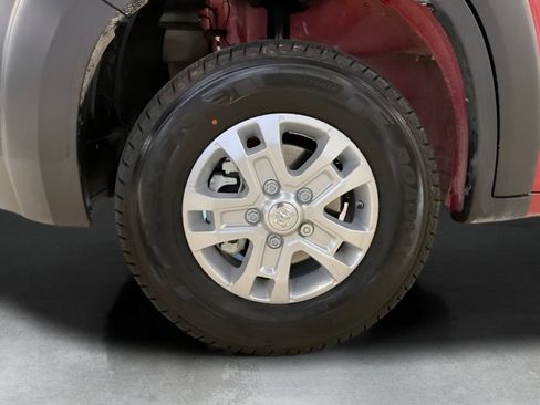 Used 2025 RAM ProMaster 1500 w/ Quick Order Package 22G SLT FWD image 14