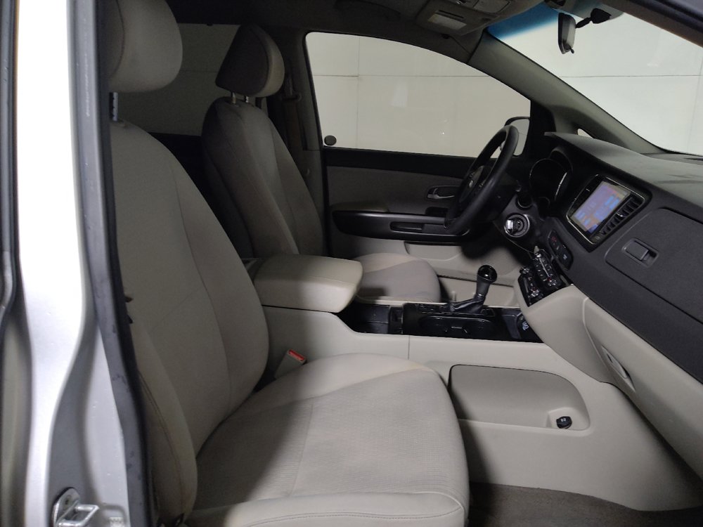Used 2016 Kia Sedona LX w/ LX Convenience Package FWD image 21