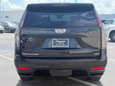 Used 2021 Cadillac Escalade Sport w/ Driver Assist Tech Package AWD/4WD image 6