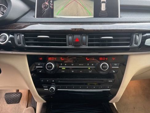 Used 2015 BMW X5 xDrive35i image 19