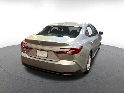 Used 2025 Toyota Camry LE image 15