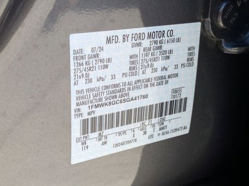Used 2025 Ford Explorer ST AWD/4WD image 28