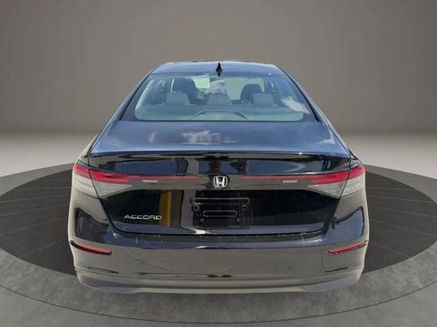 Used 2023 Honda Accord EX image 6
