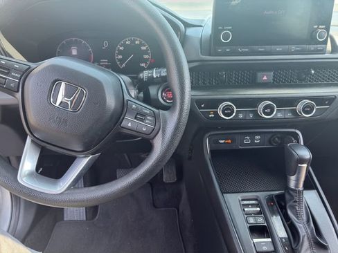 Used 2025 Honda CR-V EX image 14