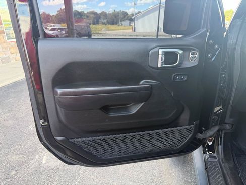 Used 2021 Jeep Gladiator Sport w/ Quick Order Package 24Q 80Th AWD/4WD image 12