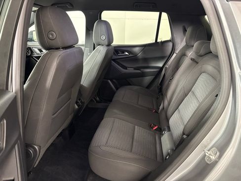 Used 2025 Chevrolet Equinox LT AWD/4WD image 22