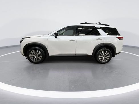 New 2026 Nissan Pathfinder SL image 5