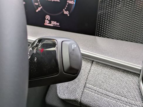 Certified 2026 Volkswagen Tiguan S FWD image 40