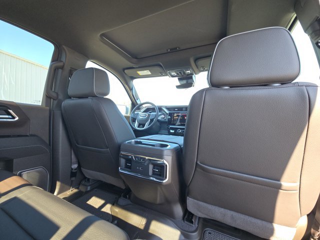 Used 2026 GMC Sierra 1500 Denali w/ Denali Reserve Package AWD/4WD image 18