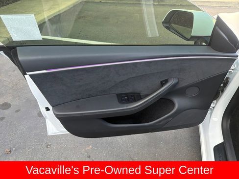 Used 2025 Tesla Model 3 Performance AWD/4WD image 10