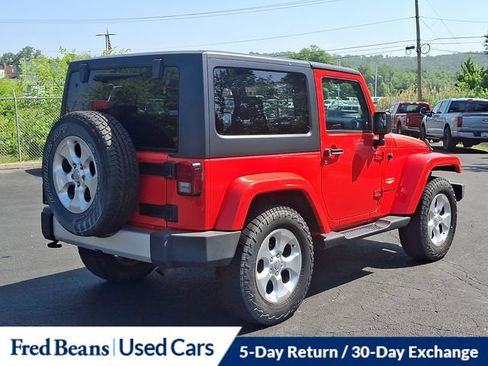 Used 2013 Jeep Wrangler Sahara AWD/4WD image 12