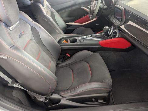 Used 2024 Chevrolet Camaro ZL1 RWD image 27