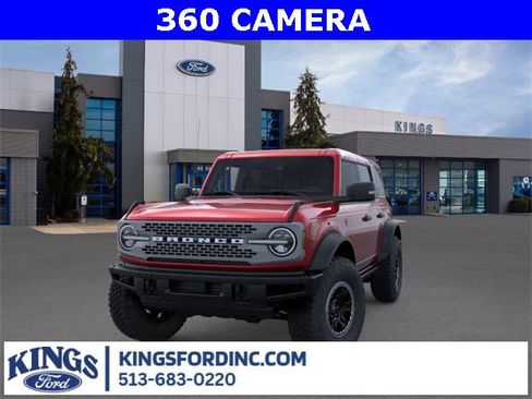 New 2025 Ford Bronco Badlands image 2