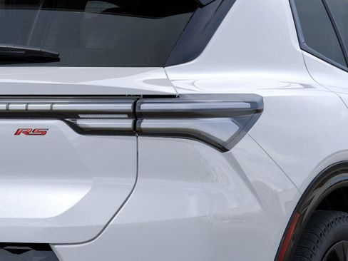 New 2026 Chevrolet Equinox EV RS image 11