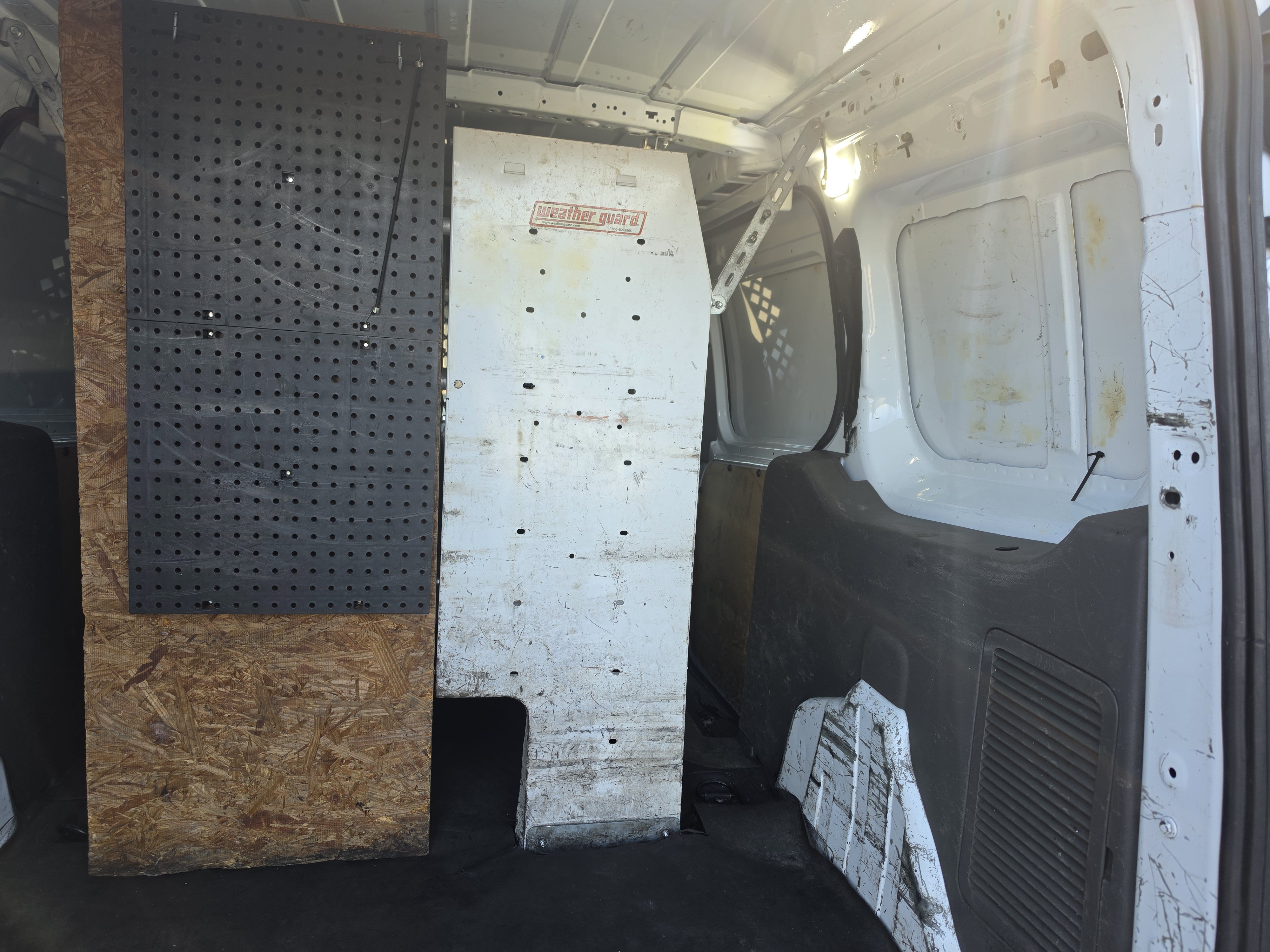 Used 2021 Ford Transit Connect XL FWD image 13