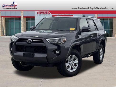 Used 2023 Toyota 4Runner SR5 Premium w/ SR5 Premium Package AWD/4WD image 1