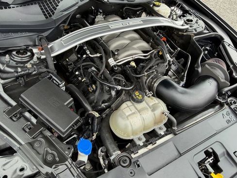 Used 2020 Ford Mustang GT Premium w/ GT Performance Package RWD image 29