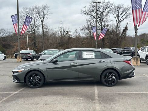New 2026 Hyundai Elantra Sport image 4