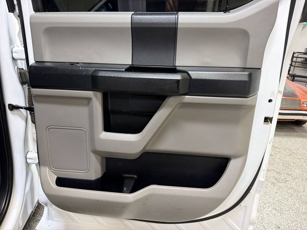 Used 2019 Ford F350 XL w/ Power Equipment Group AWD/4WD image 40