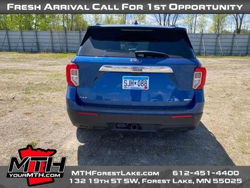 Used 2020 Ford Explorer XLT w/ Comfort Package AWD/4WD image 7
