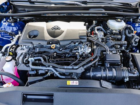 Used 2026 Toyota Camry LE FWD image 15