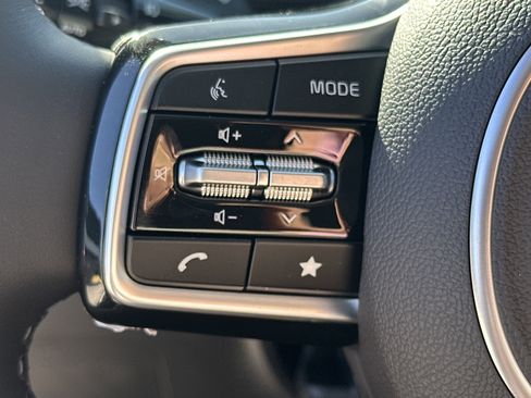 New 2026 Kia Carnival SX Prestige FWD image 18