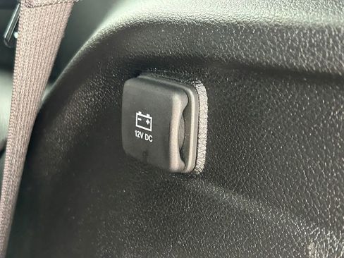 Used 2022 Jeep Grand Cherokee L Limited w/ Black Appearance Package image 16