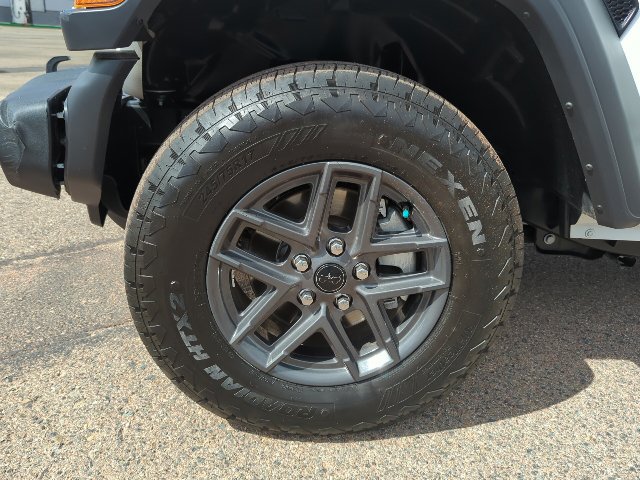 Used 2024 Jeep Wrangler Unlimited Sport AWD/4WD image 24