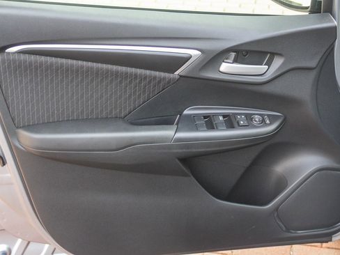 Used 2020 Honda Fit EX image 18