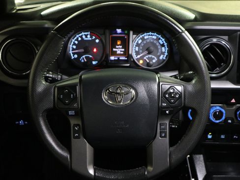 Used 2019 Toyota Tacoma TRD Pro AWD/4WD image 17