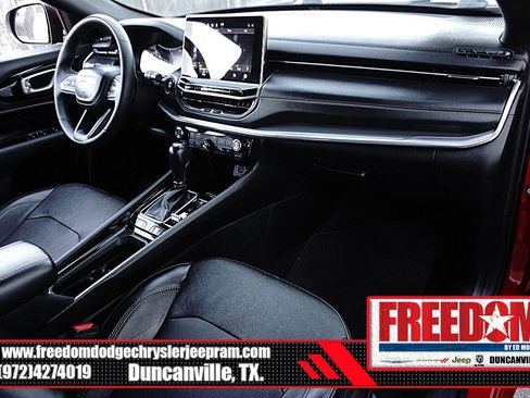 Certified 2023 Jeep Compass Limited image 12