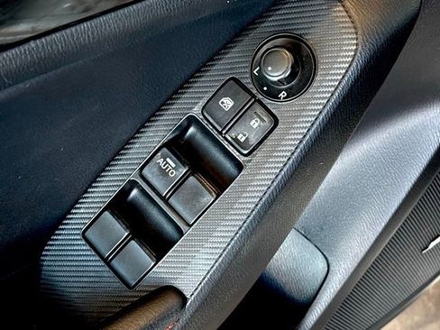 Used 2015 MAZDA MAZDA3 i Grand Touring image 26