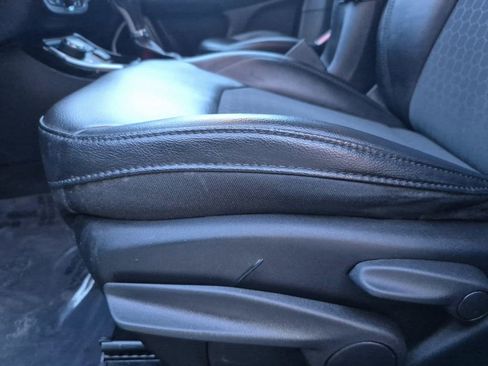 Used 2019 Jeep Compass Altitude image 12