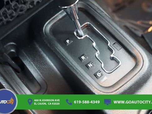 Used 2018 Jeep Wrangler Unlimited Sport S AWD/4WD image 20