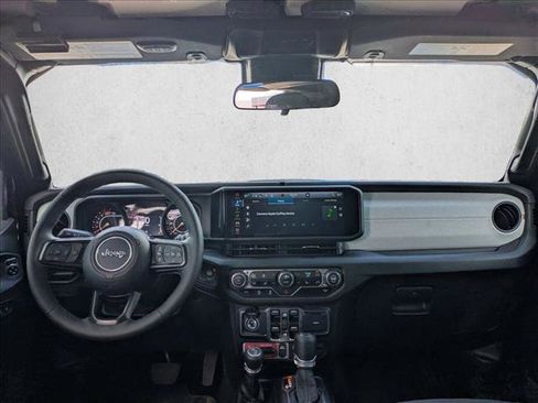 Used 2025 Jeep Wrangler Unlimited Sport AWD/4WD image 13